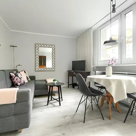 Margi Kai Apartament 3 Rooms, Balcony, By The Park Lejlighed